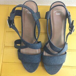 Gap wedge sandal, strappy denim fabric upper, 8M